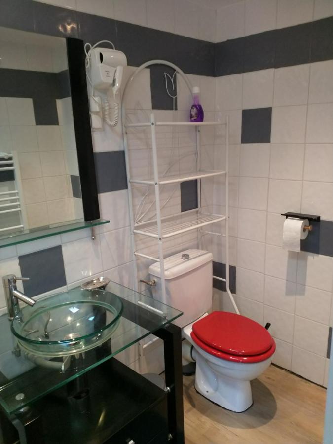 Petite Maisonnette D'Environ 25M2 Tout Confort Oraison Buitenkant foto